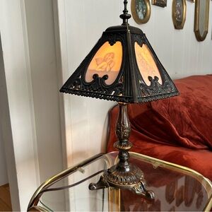 Vintage-antique 4 Panel Lithophane Boudoir Lamp features Lovely angels